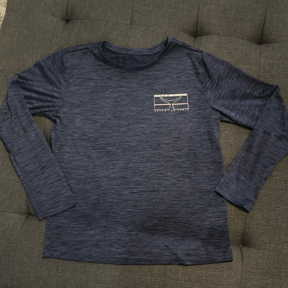 Boys Crown& Ivy heathered navy blue long sleeve boat/fish shirt sz M.